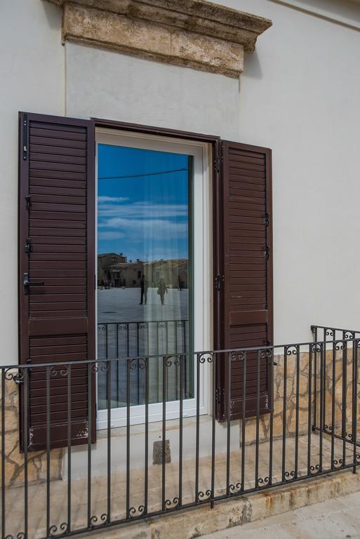 Un Affaccio Sul Borgo Apartment Marzamemi Exterior photo